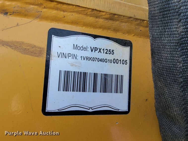 image for item ML9313 2015 Vermeer RTX1250  cable plow