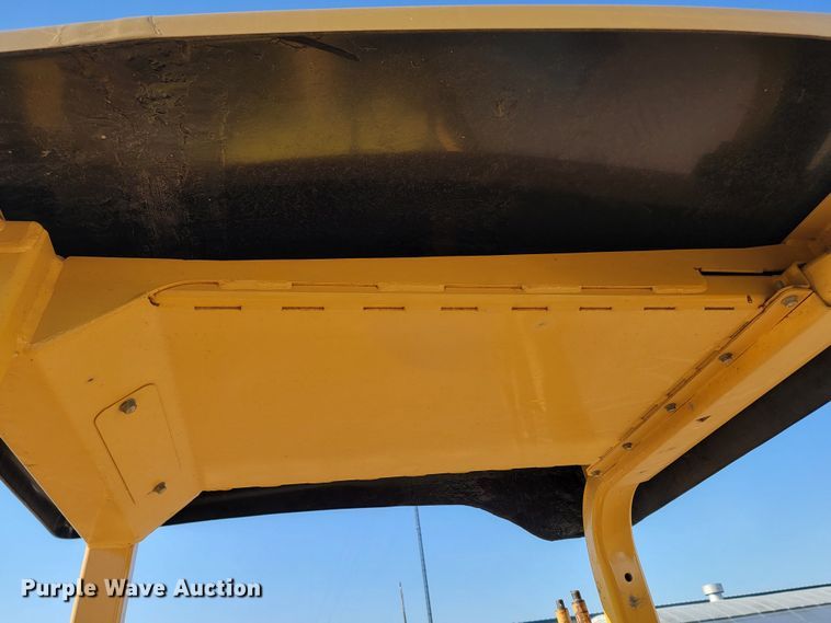 image for item ML9313 2015 Vermeer RTX1250  cable plow