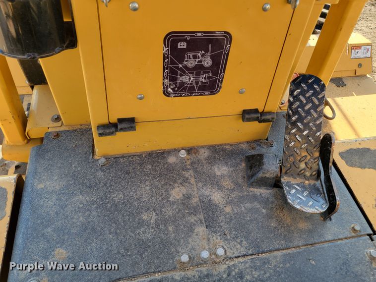 image for item ML9313 2015 Vermeer RTX1250  cable plow