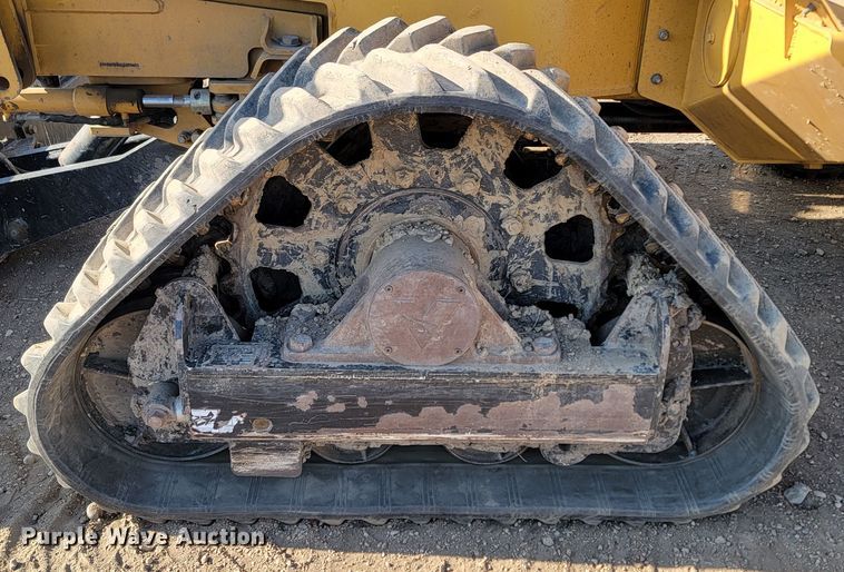 image for item ML9313 2015 Vermeer RTX1250  cable plow