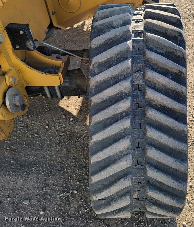 image for item ML9313 2015 Vermeer RTX1250  cable plow