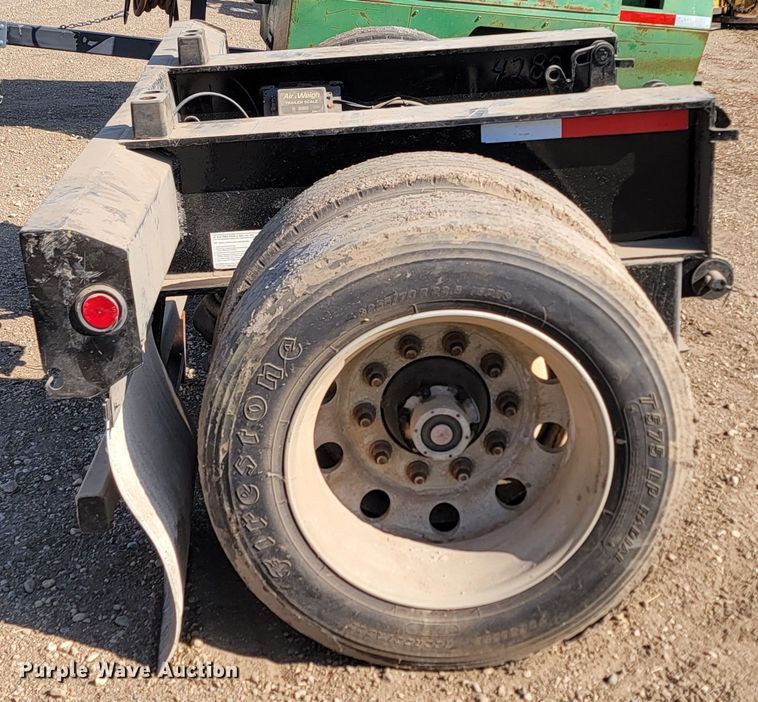 image for item ML9318 2003 XL Specialized Trailers XL24 FA  pin-on axle