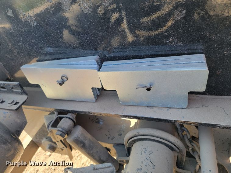 image for item ML9318 2003 XL Specialized Trailers XL24 FA  pin-on axle