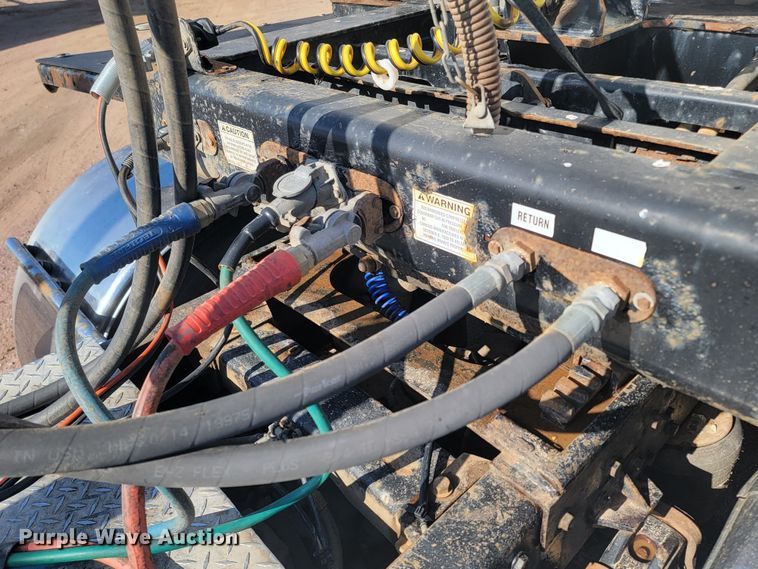 image for item ML9324 2012 Smithco SX3-46-36  side dump trailer