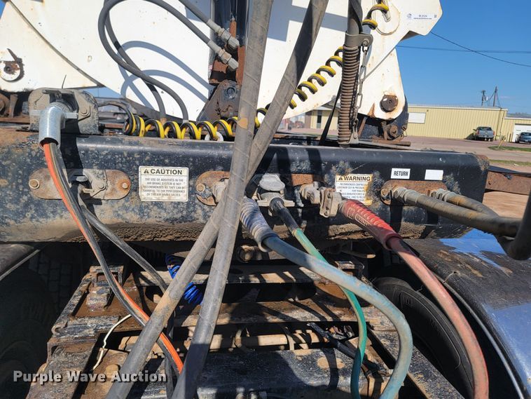 image for item ML9324 2012 Smithco SX3-46-36  side dump trailer