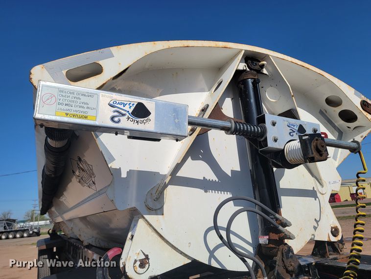 image for item ML9324 2012 Smithco SX3-46-36  side dump trailer