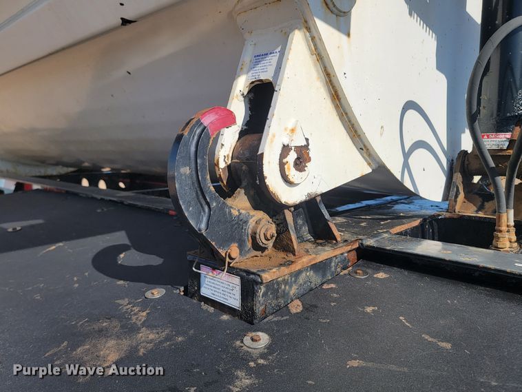 image for item ML9324 2012 Smithco SX3-46-36  side dump trailer