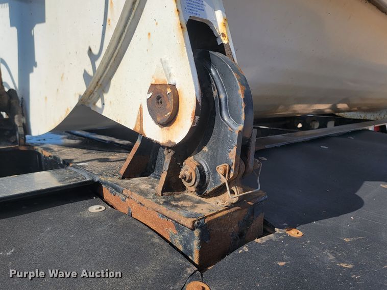 image for item ML9324 2012 Smithco SX3-46-36  side dump trailer