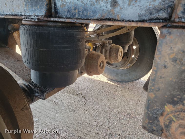 image for item ML9324 2012 Smithco SX3-46-36  side dump trailer