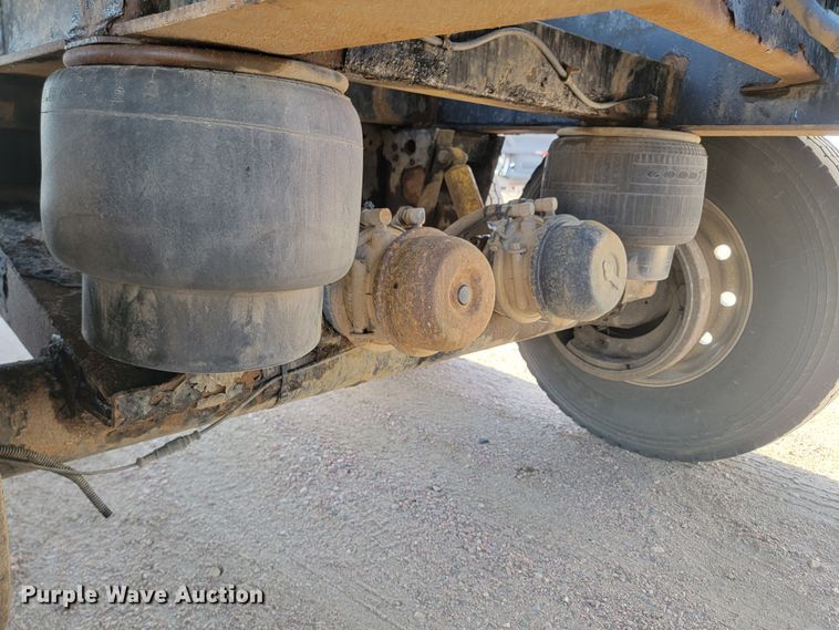 image for item ML9324 2012 Smithco SX3-46-36  side dump trailer