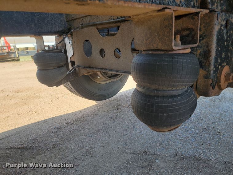 image for item ML9324 2012 Smithco SX3-46-36  side dump trailer