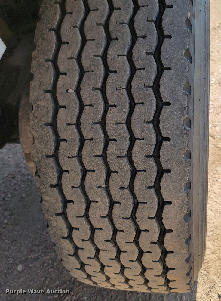 image for item ML9324 2012 Smithco SX3-46-36  side dump trailer