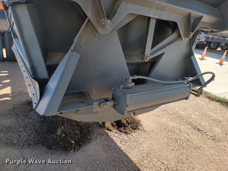 image for item ML9325 2009 American Carrier Equipment  bottom dump trailer