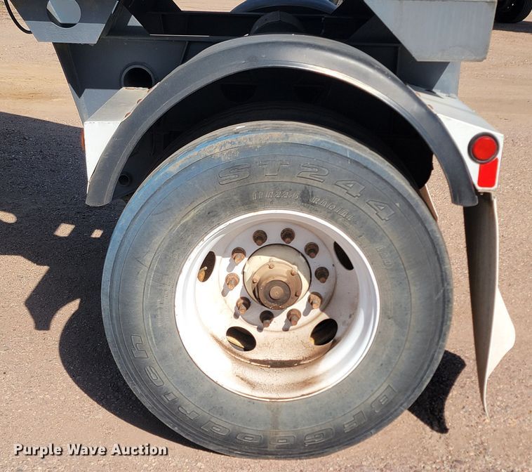 image for item ML9325 2009 American Carrier Equipment  bottom dump trailer