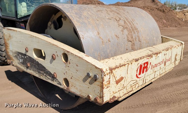 image for item ML9329 2007 Ingersoll Rand SD-160DX TF  single drum vibratory roller