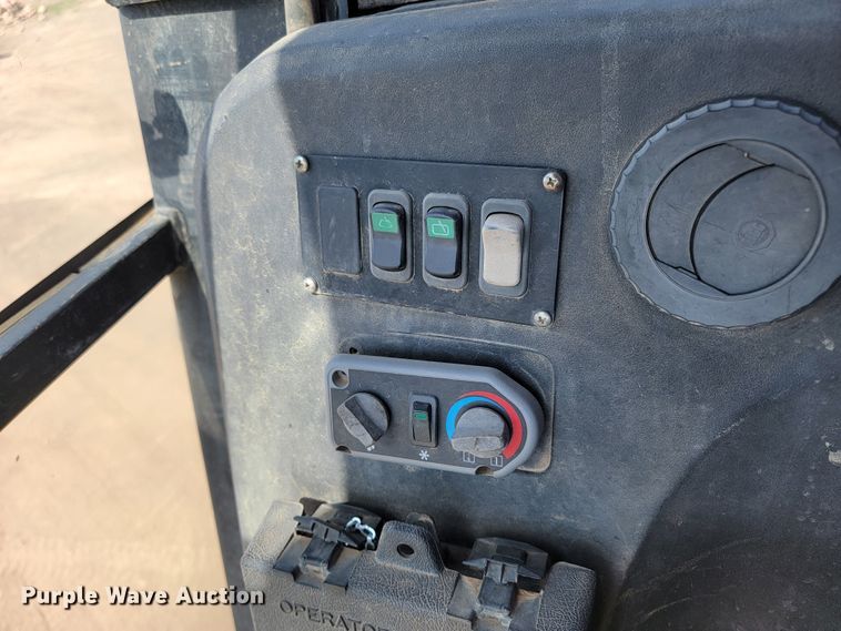 image for item ML9329 2007 Ingersoll Rand SD-160DX TF  single drum vibratory roller