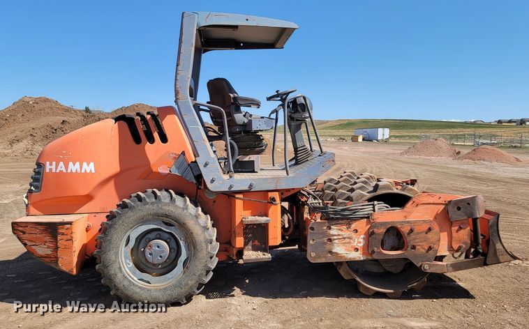 image for item ML9330 2002 Hamm 3205  single drum vibratory roller