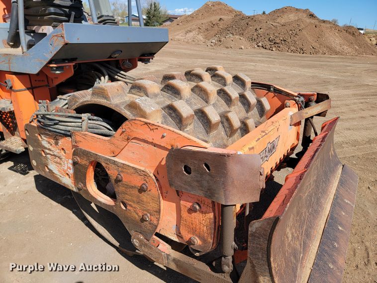 image for item ML9330 2002 Hamm 3205  single drum vibratory roller