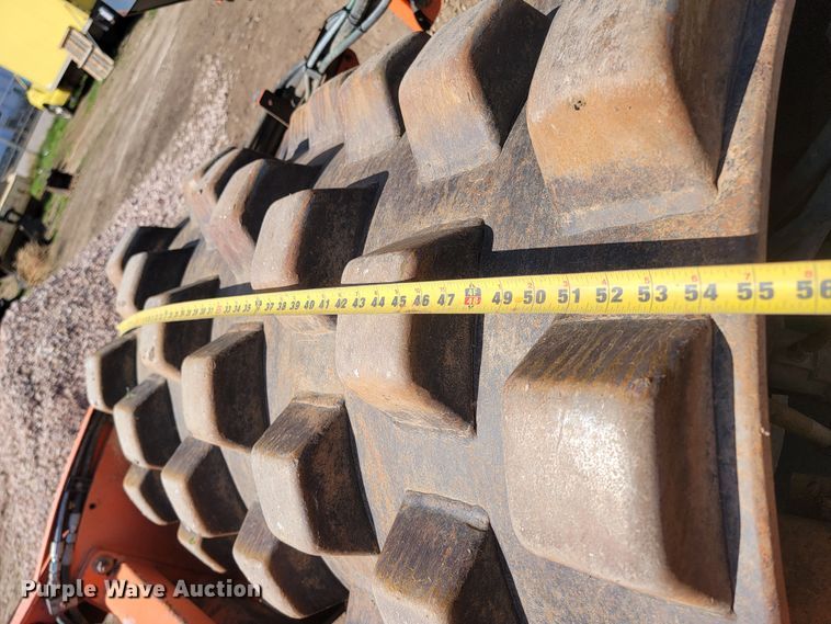 image for item ML9330 2002 Hamm 3205  single drum vibratory roller