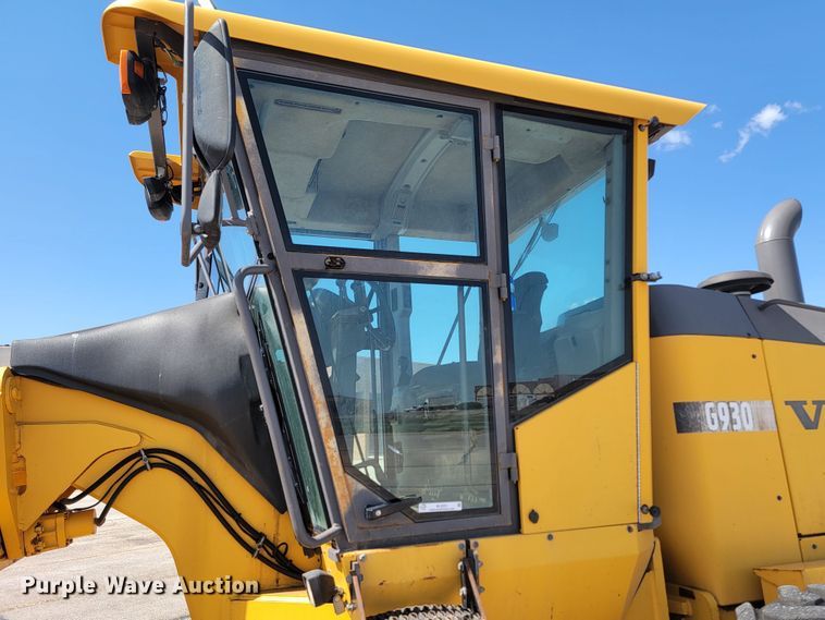 image for item ML9331 2007 Volvo G930  motor grader