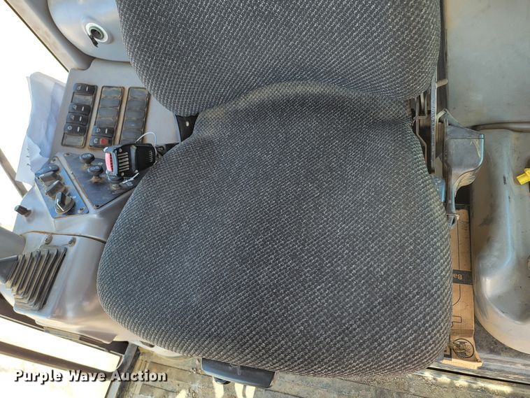 image for item ML9331 2007 Volvo G930  motor grader