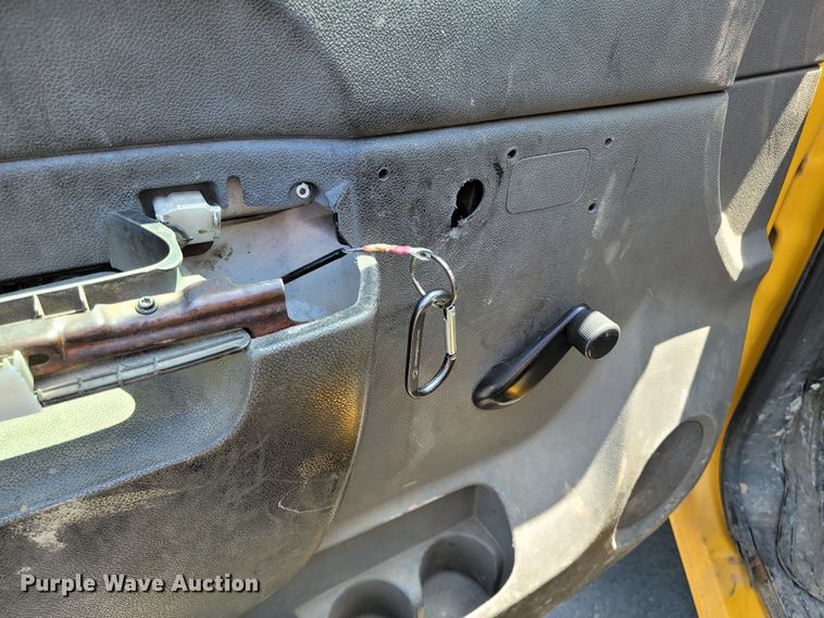 image for item ML9333 2012 Chevrolet Silverado 2500HD  utility bed pickup truck