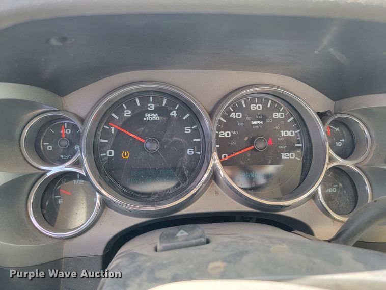 image for item ML9333 2012 Chevrolet Silverado 2500HD  utility bed pickup truck