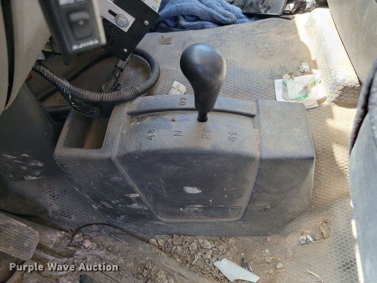 image for item ML9333 2012 Chevrolet Silverado 2500HD  utility bed pickup truck