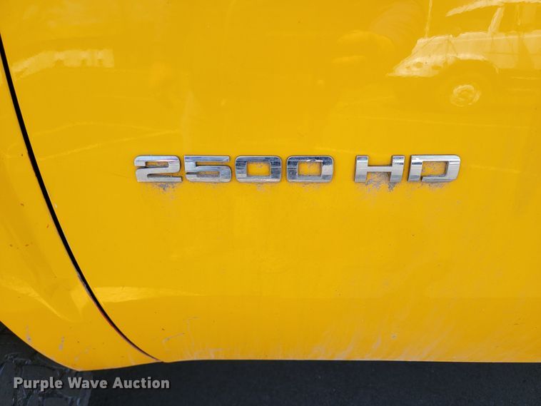 image for item ML9333 2012 Chevrolet Silverado 2500HD  utility bed pickup truck