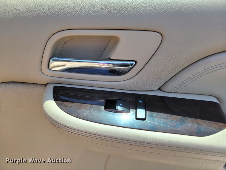 image for item ML9334 2009 Cadillac Escalade ESV  SUV