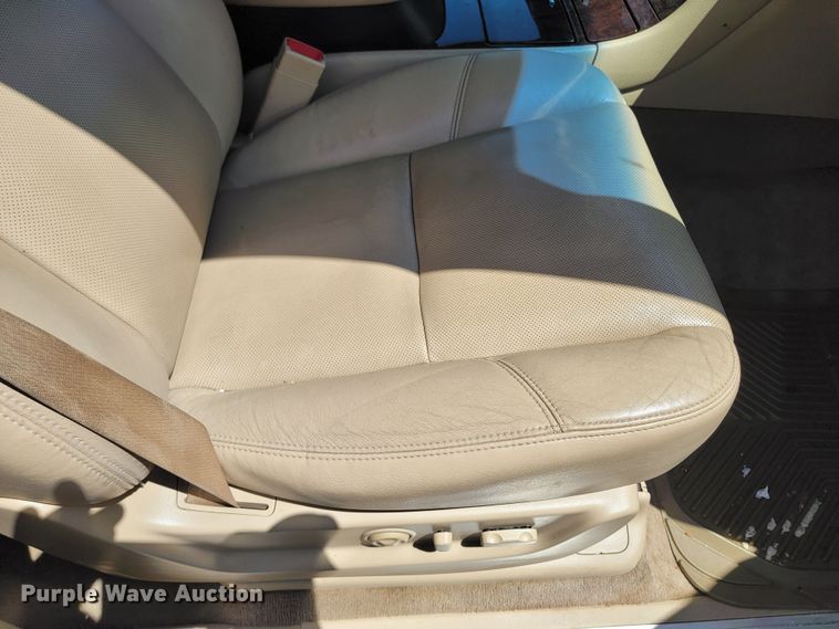 image for item ML9334 2009 Cadillac Escalade ESV  SUV