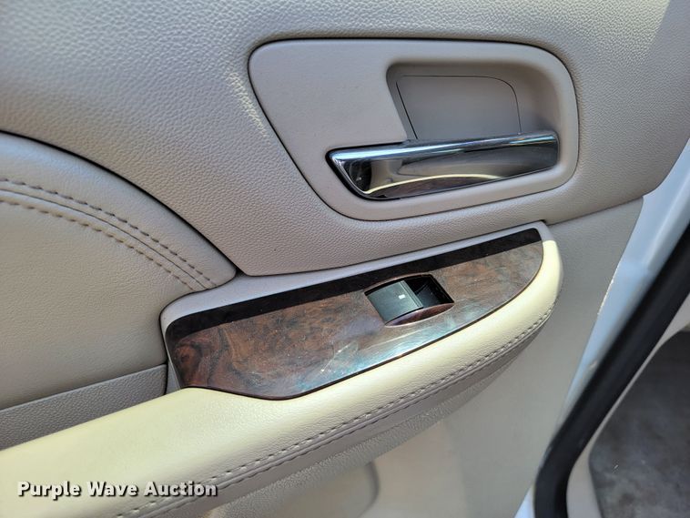 image for item ML9334 2009 Cadillac Escalade ESV  SUV