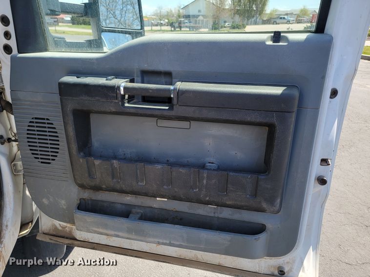 image for item ML9336 2011 Ford F550 Super Duty XL  dump truck