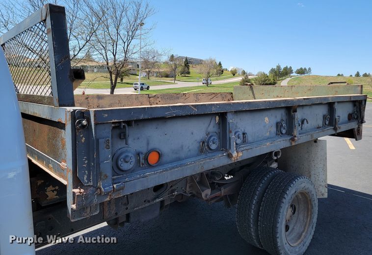 image for item ML9336 2011 Ford F550 Super Duty XL  dump truck