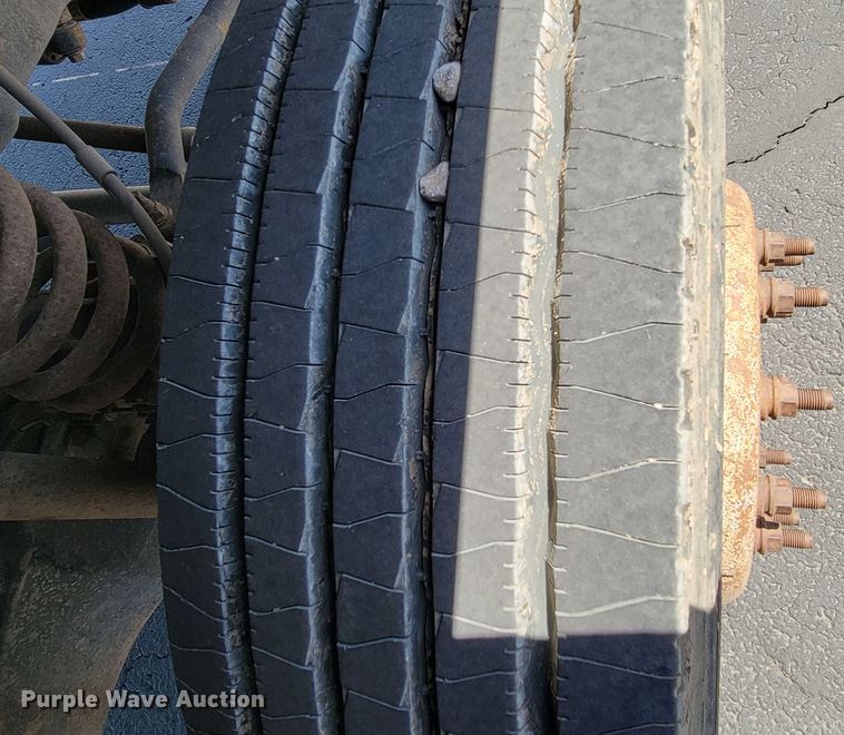 image for item ML9336 2011 Ford F550 Super Duty XL  dump truck