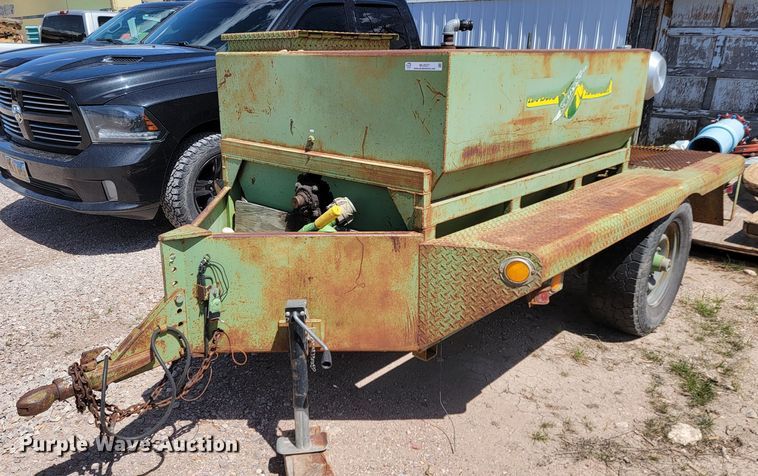 image for item ML9337 1997 Bowie Lancer  hydroseeder