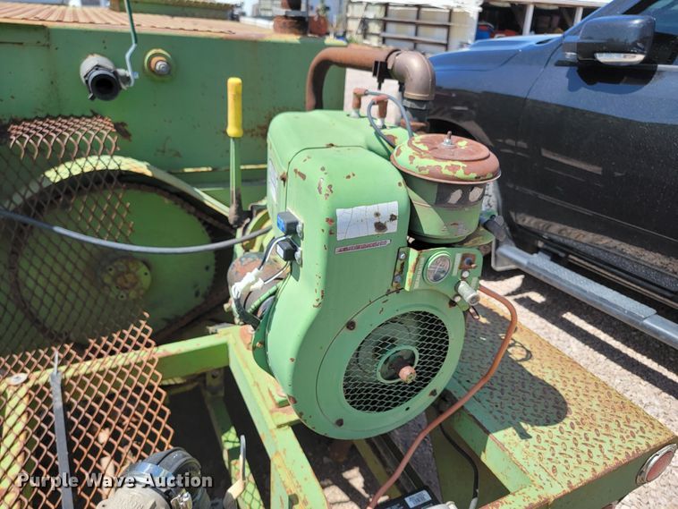 image for item ML9337 1997 Bowie Lancer  hydroseeder