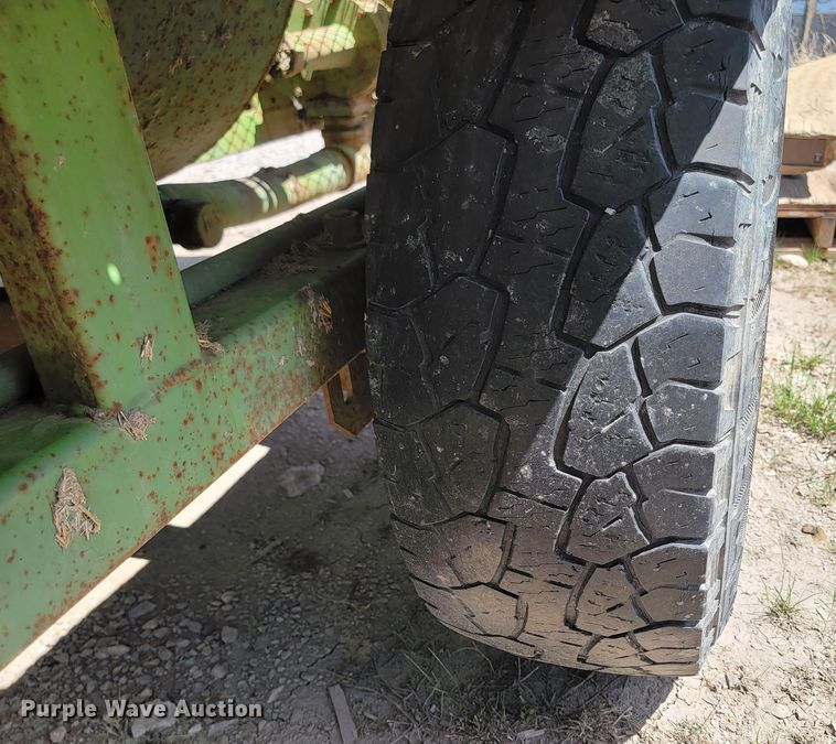 image for item ML9337 1997 Bowie Lancer  hydroseeder