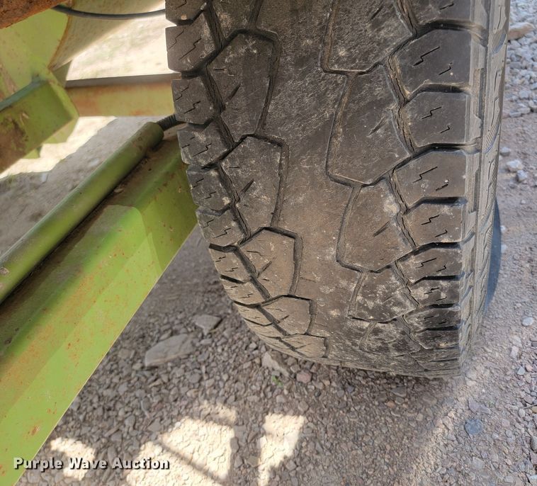 image for item ML9337 1997 Bowie Lancer  hydroseeder