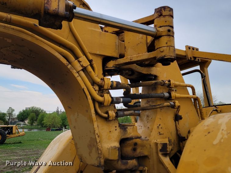 image for item ML9367 1968 Caterpillar 621  conventional scraper