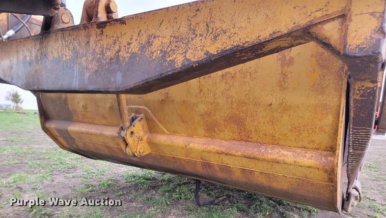 image for item ML9367 1968 Caterpillar 621  conventional scraper