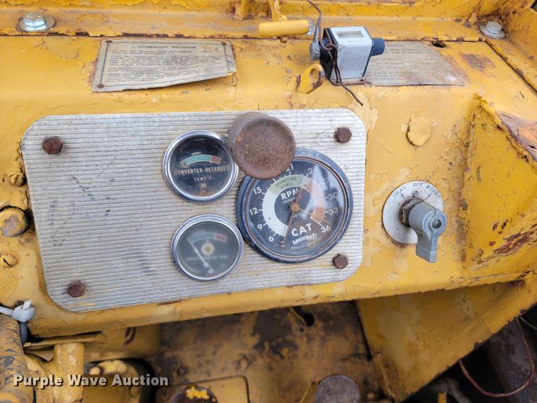 image for item ML9367 1968 Caterpillar 621  conventional scraper