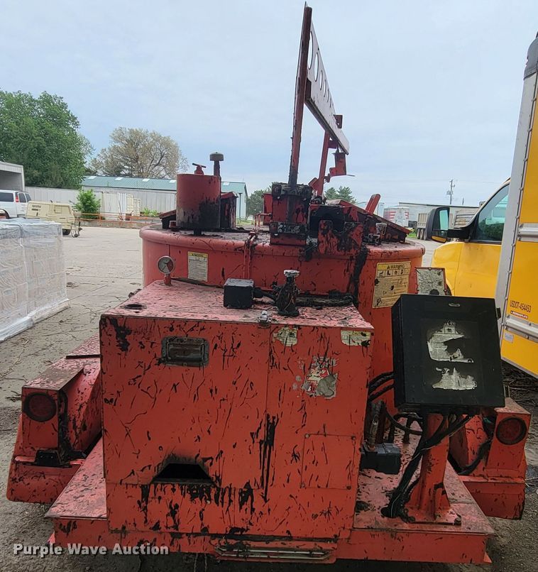 image for item ML9373 Crafco EZ1000EB  melter applicator