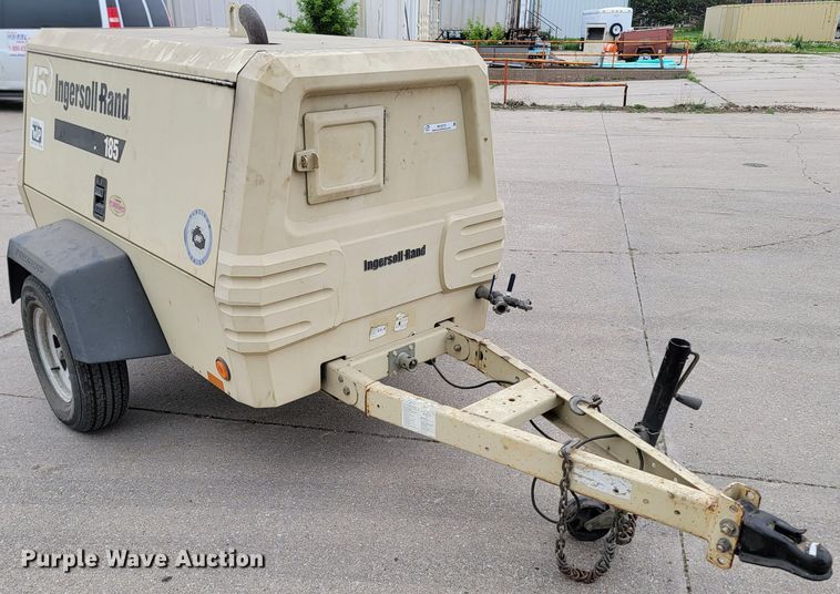 image for item ML9375 2004 Ingersoll Rand 185  air compressor