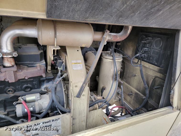 image for item ML9375 2004 Ingersoll Rand 185  air compressor