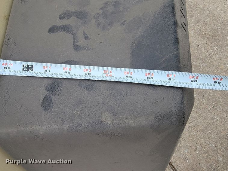 image for item ML9375 2004 Ingersoll Rand 185  air compressor