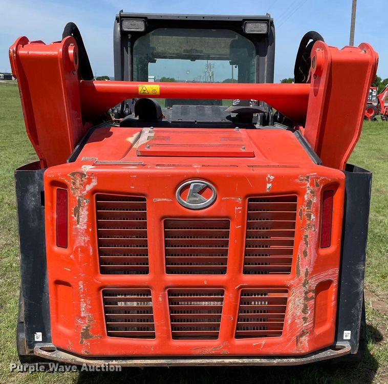 image for item MM9504 2019 Kubota SVL95-2S  tracked skid steer loader