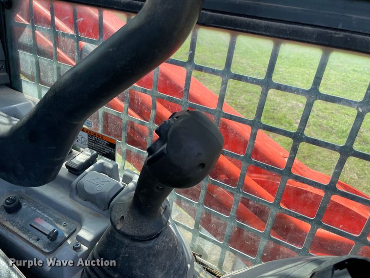 image for item MM9504 2019 Kubota SVL95-2S  tracked skid steer loader