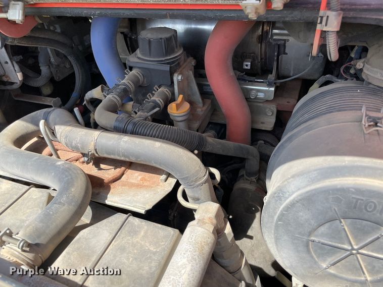 image for item MM9504 2019 Kubota SVL95-2S  tracked skid steer loader