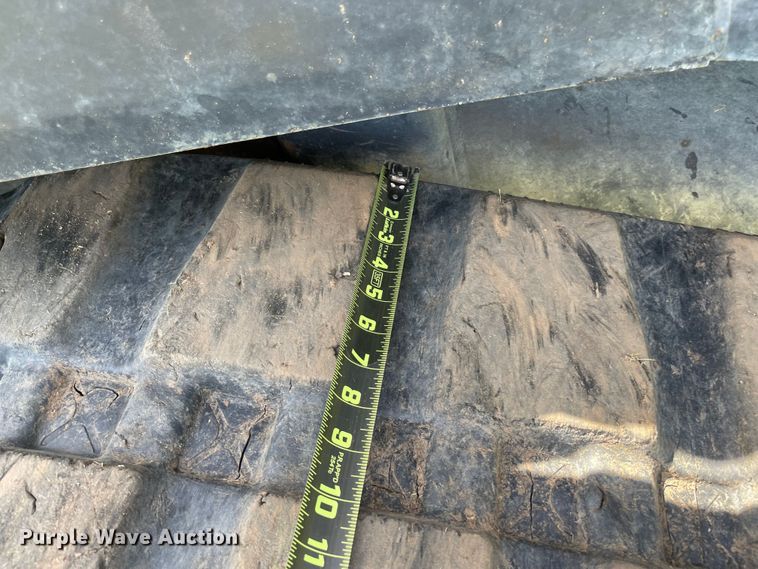 image for item MM9504 2019 Kubota SVL95-2S  tracked skid steer loader